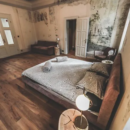Ruttner Guest house *